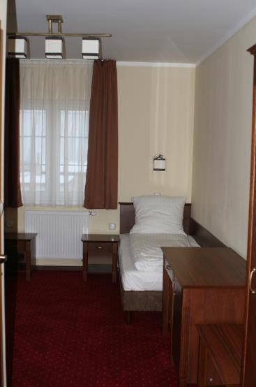 Hotel Grant Leszno  Exterior photo
